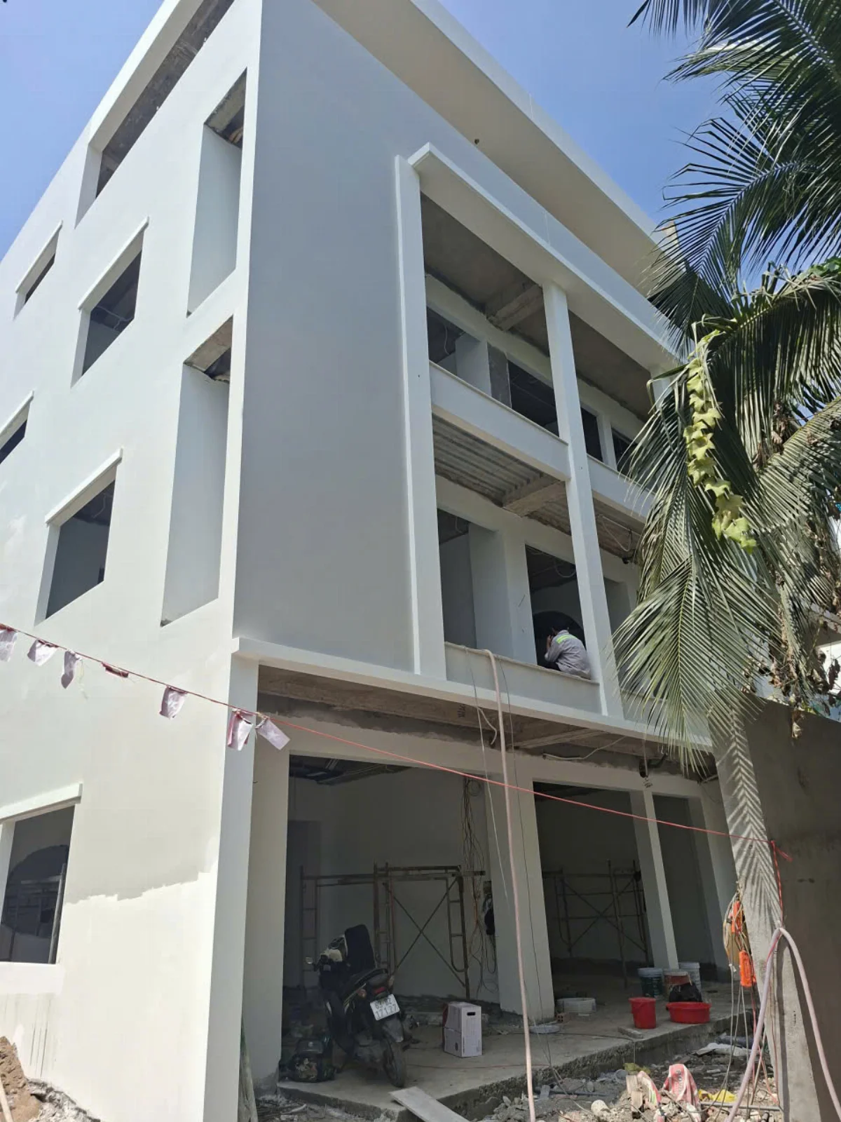 Công ty thi công xây dựng nhà xưởng, nhà phố, biệt thự uy tín | Xây Dựng Vạn Phú - hình minh họa 1