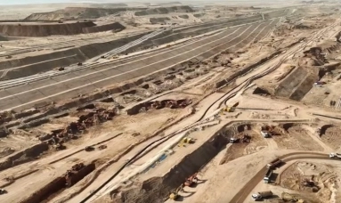 Công trường xây dựng Thành phố thẳng của Arab Saudi